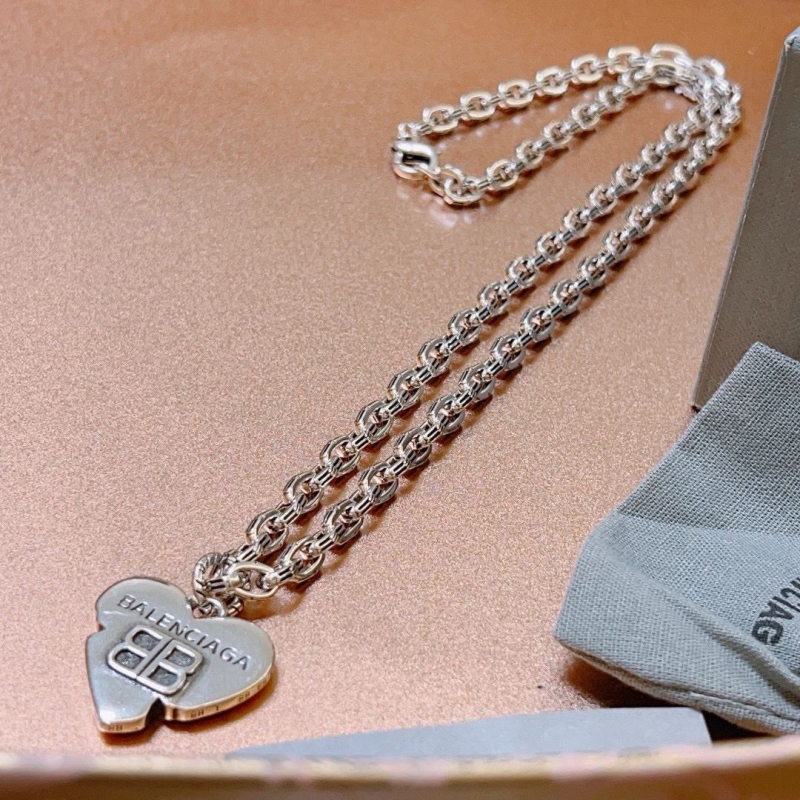 Ba1en*iaga necklaces